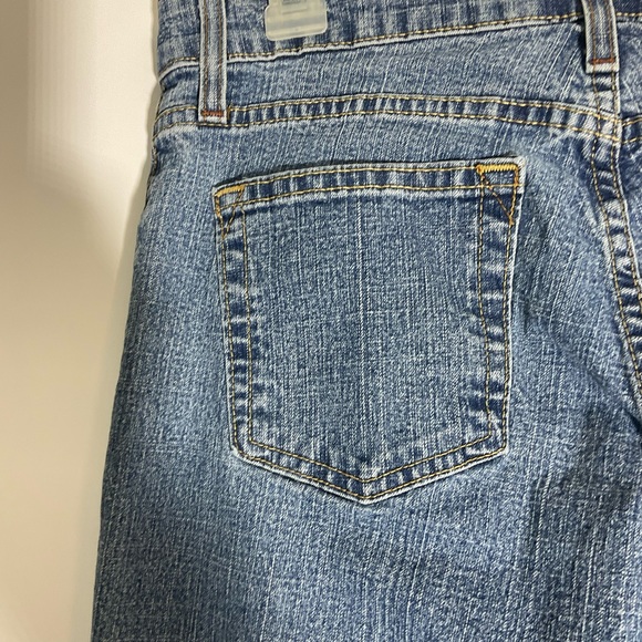Levi’s Strauss Mid-Rise Straight Leg Misses 8 Short five pocket jeans Size 8. - Picture 14 of 15